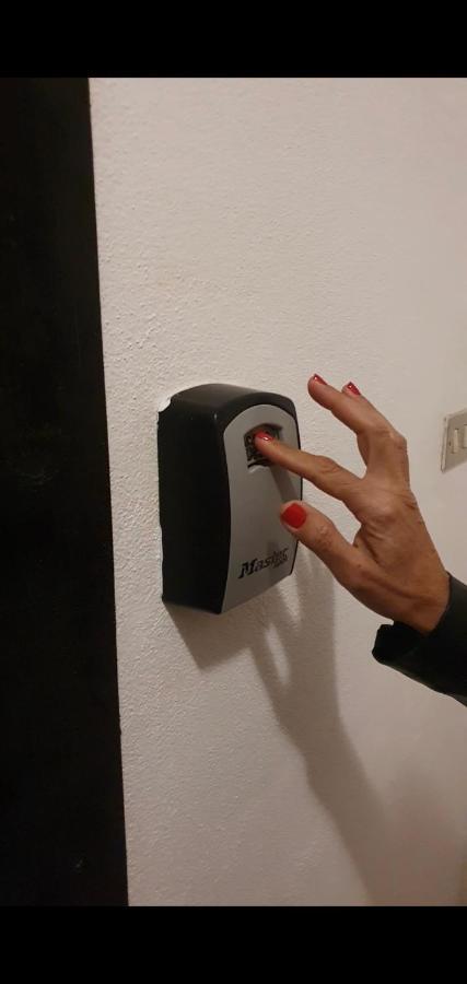 Piazza Martiri Rooms カリアリ エクステリア 写真