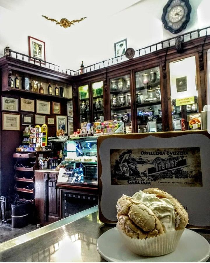 Piazza Martiri Rooms カリアリ エクステリア 写真