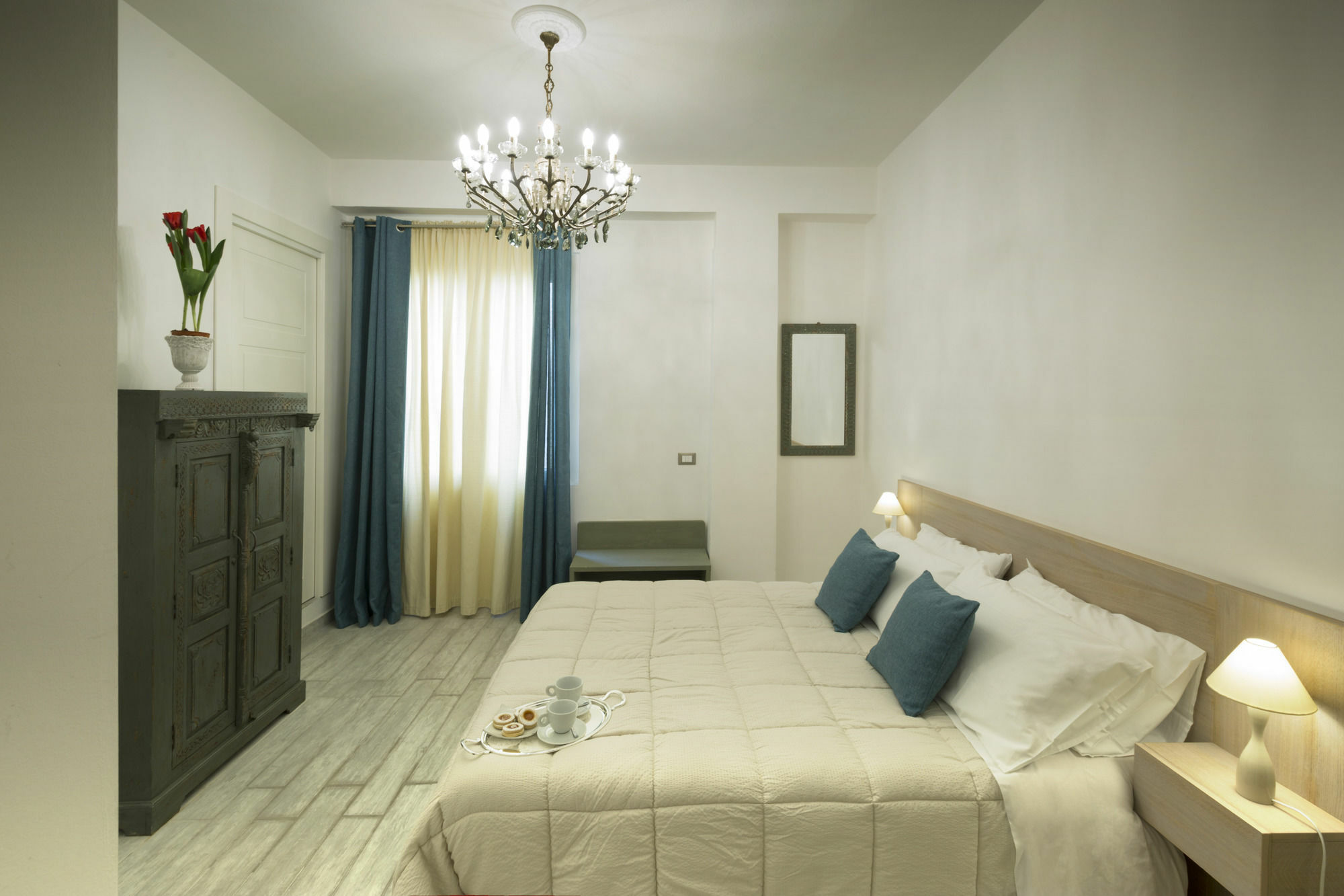 Piazza Martiri Rooms カリアリ エクステリア 写真